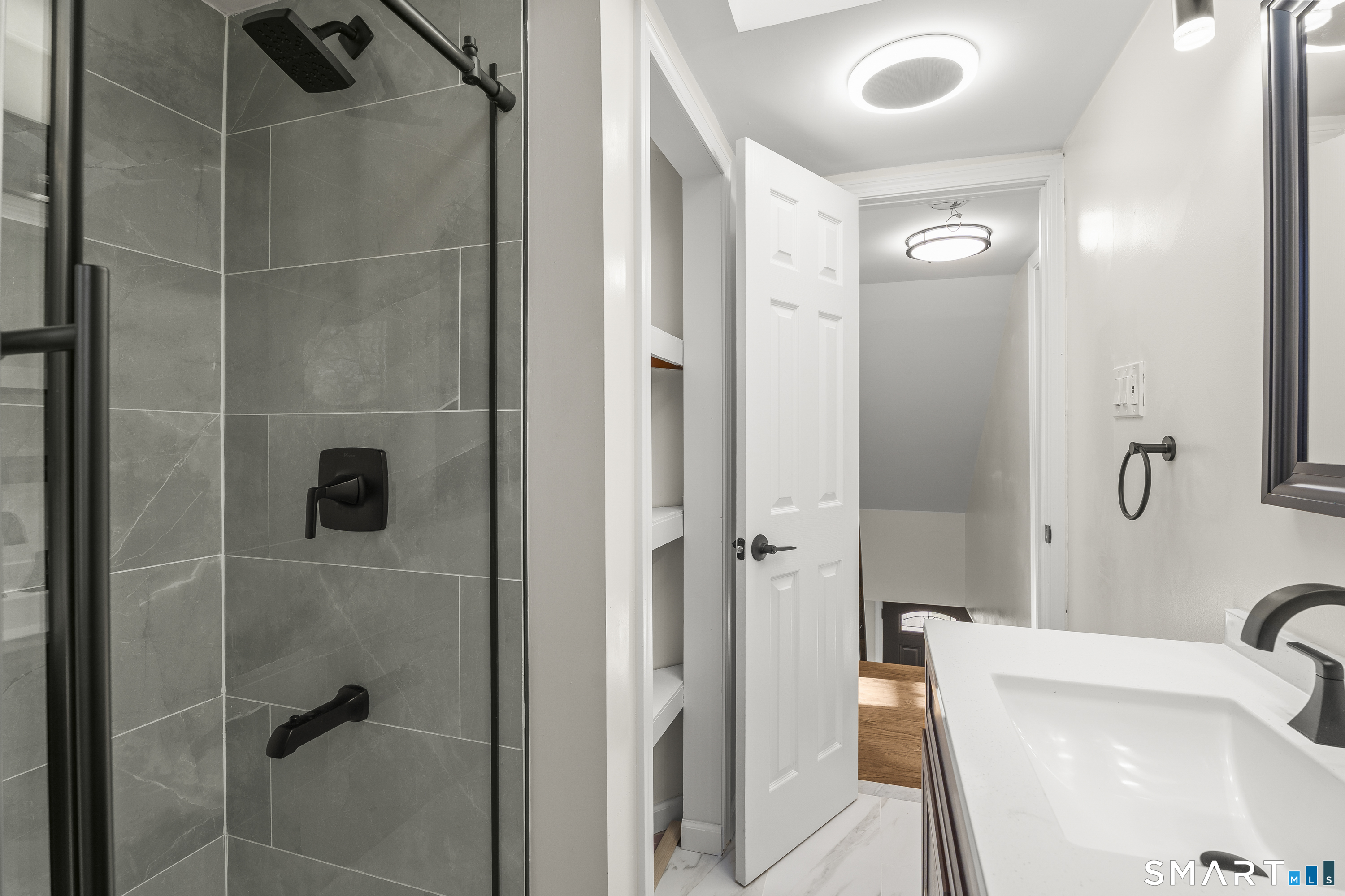 2 Burr Hill Terrace North Branford CT 06471