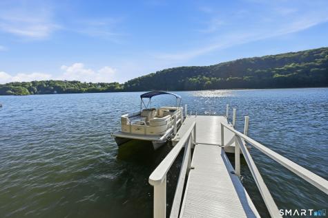 30 Waterview Drive Danbury CT 06811