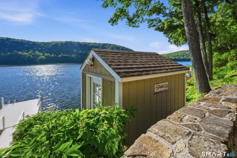 30 Waterview Drive Danbury CT 06811