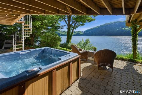 30 Waterview Drive Danbury CT 06811