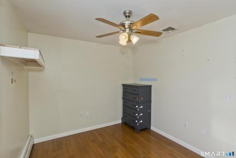 25A Queen Street Enfield CT 06082