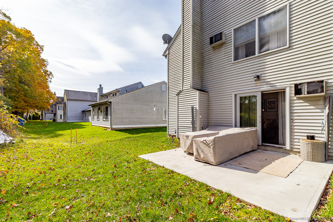 27 Deer Run Trail Manchester CT 06042