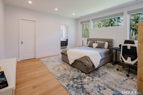 27 Old Oak Road Easton CT 06612