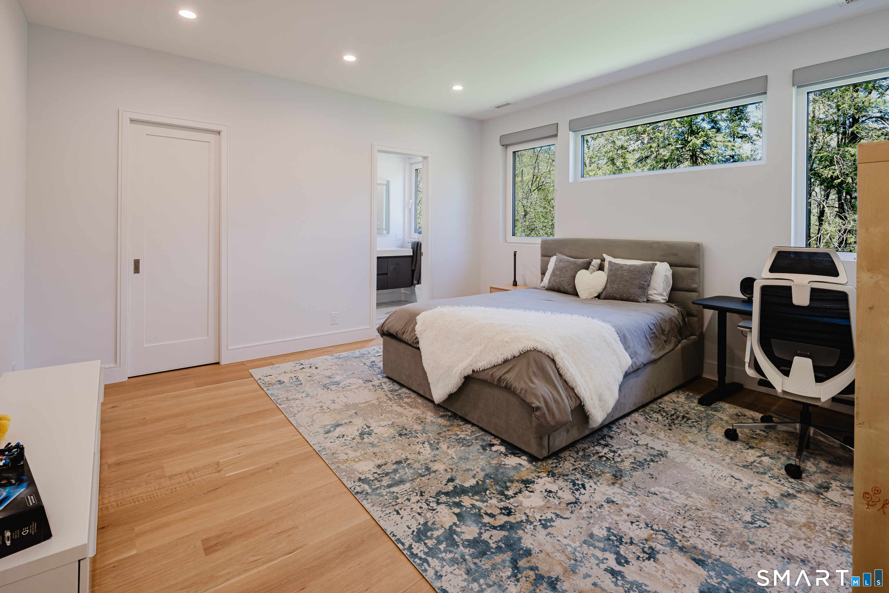 27 Old Oak Road Easton CT 06612