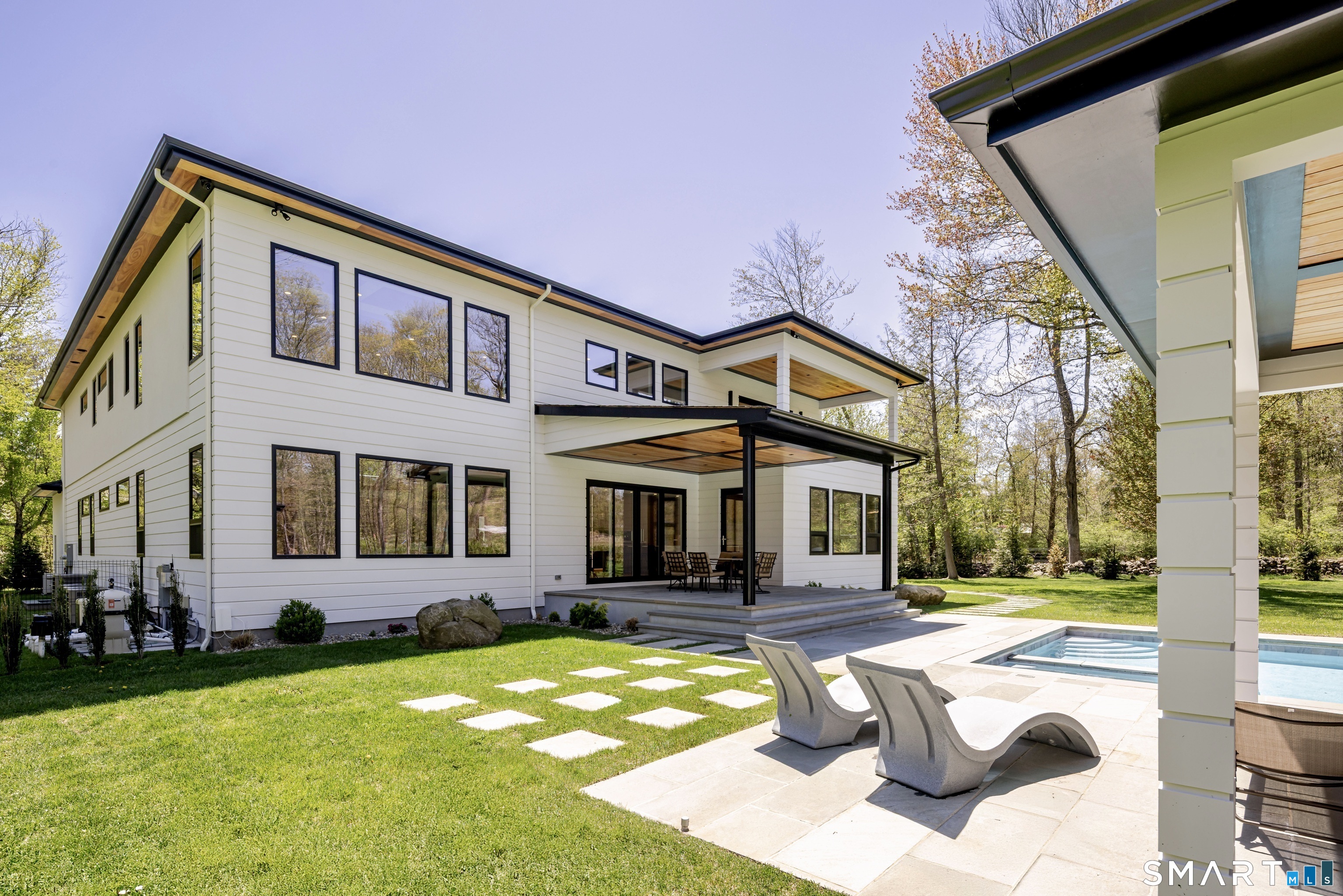27 Old Oak Road Easton CT 06612