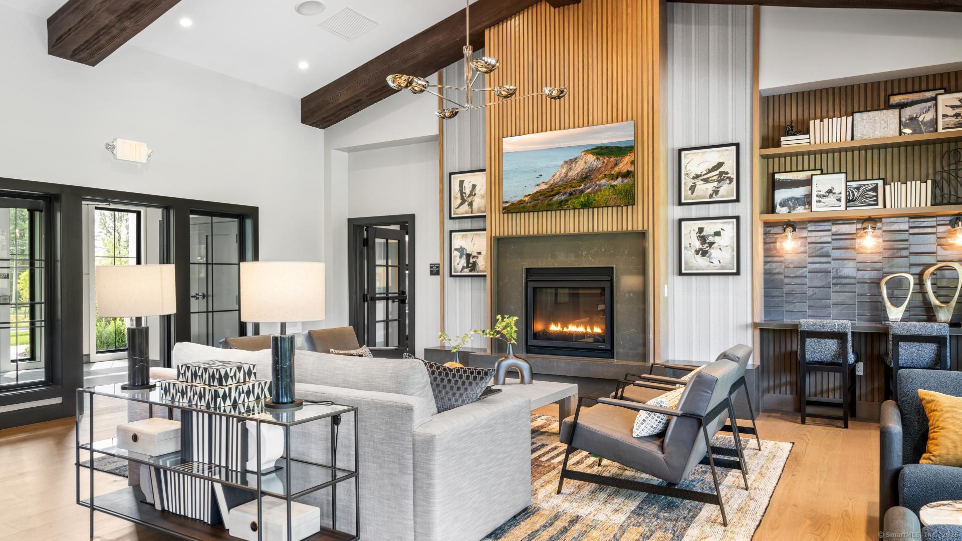 6 Thorncrest Ridge Danbury CT 06810