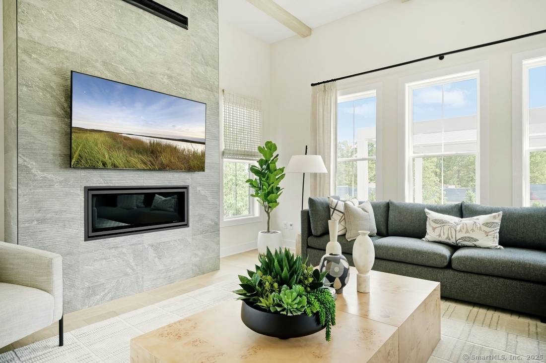 6 Thorncrest Ridge Danbury CT 06810