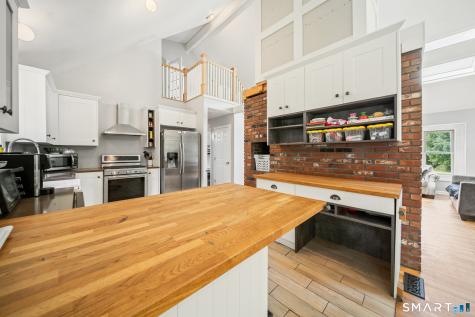 189 Flanders Road Bethlehem CT 06751