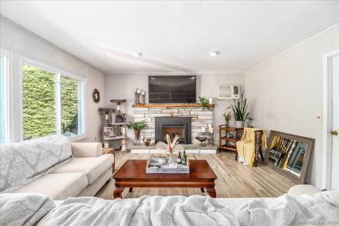 8 Great Meadow Road Danbury CT 06811