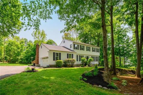 30 Maplewood Drive New Milford CT 06776