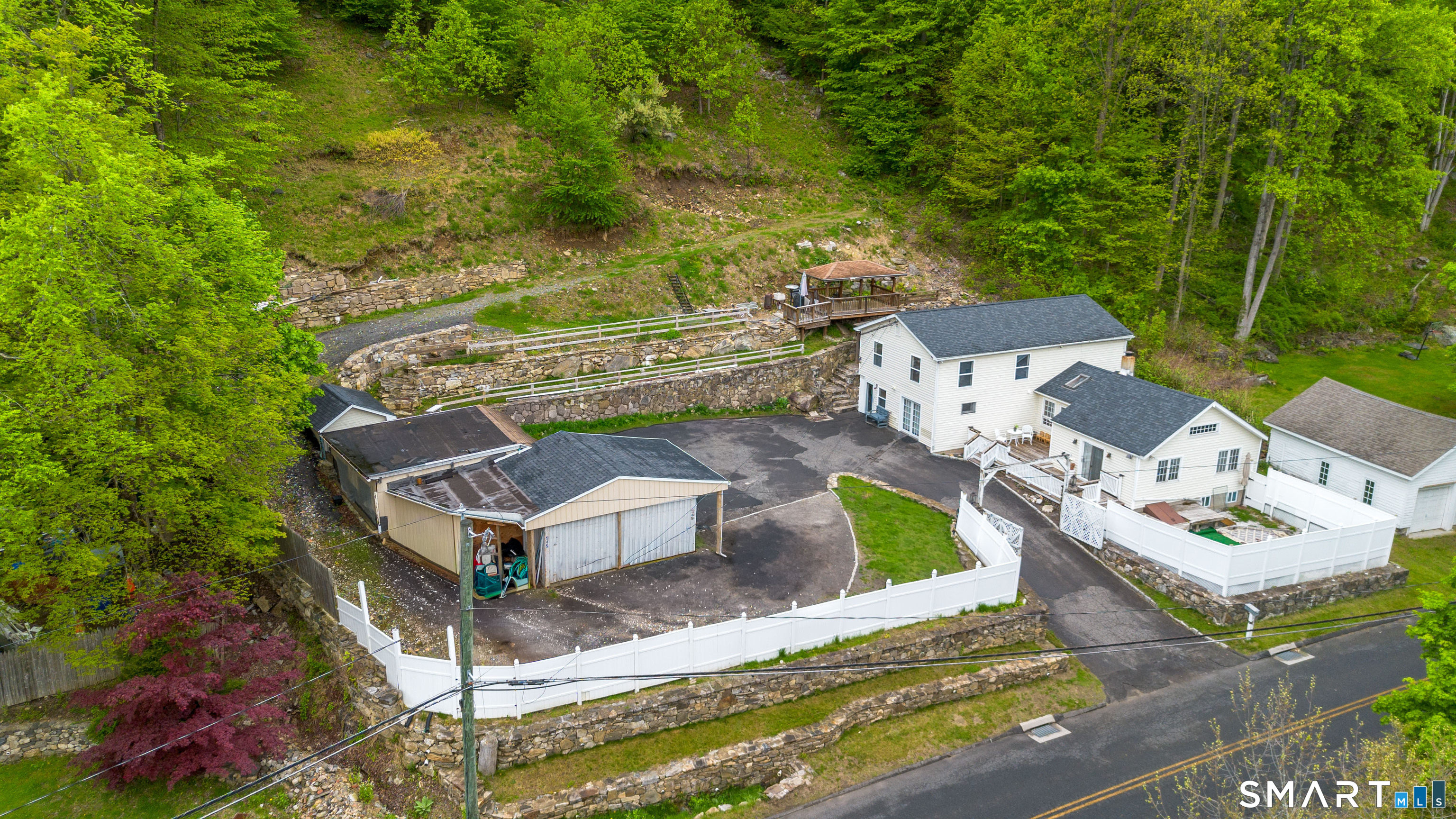 19 Mountainville Road Danbury CT 06810