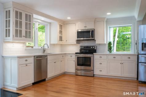 19 Mountainville Road Danbury CT 06810
