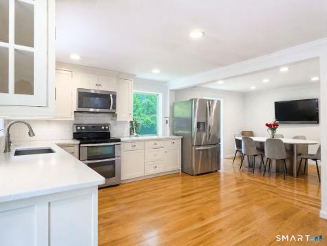 19 Mountainville Road Danbury CT 06810