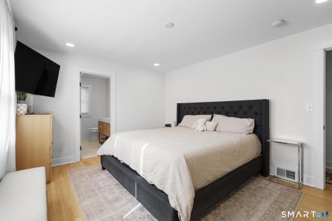 340 Arnold Lane Orange CT 06477