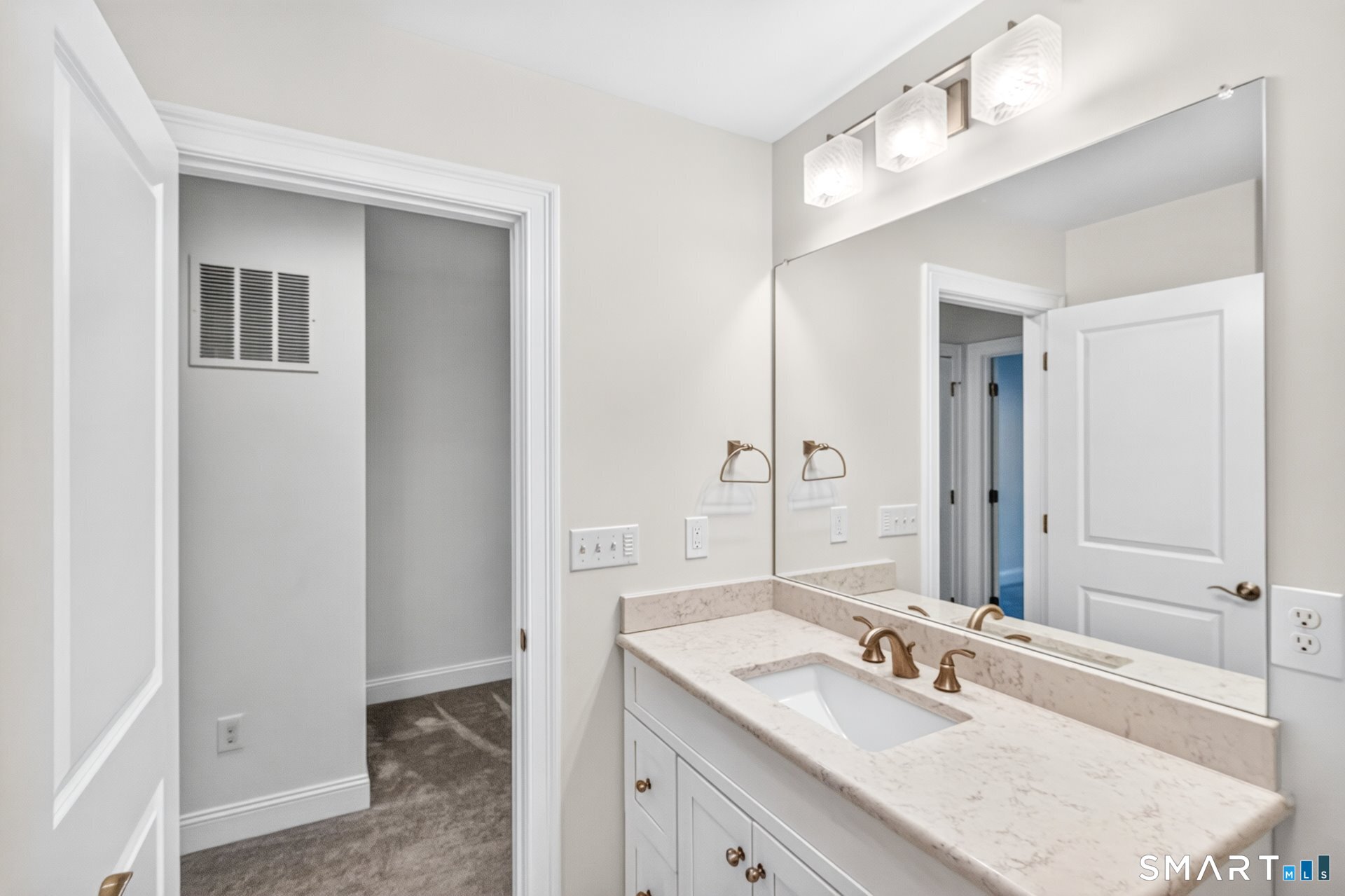 6 Prospect Ridge Simsbury CT 06070