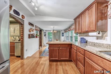 42 Wigwam Drive Shelton CT 06484