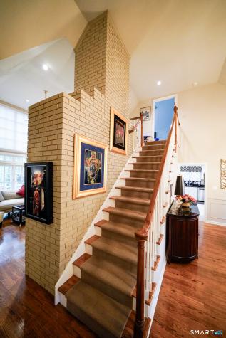 26 Chiltern Street Farmington CT 06032