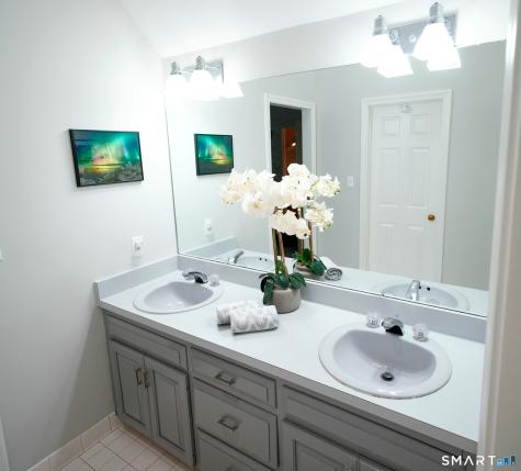 26 Chiltern Street Farmington CT 06032