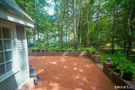26 Chiltern Street Farmington CT 06032