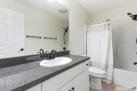 25 Saddle Hill Road Manchester CT 06040