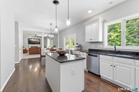 25 Saddle Hill Road Manchester CT 06040