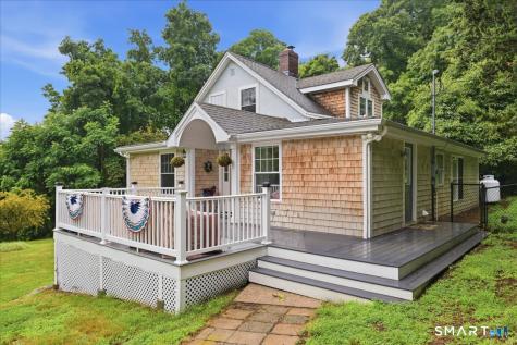 82 Old Post Road Clinton CT 06413