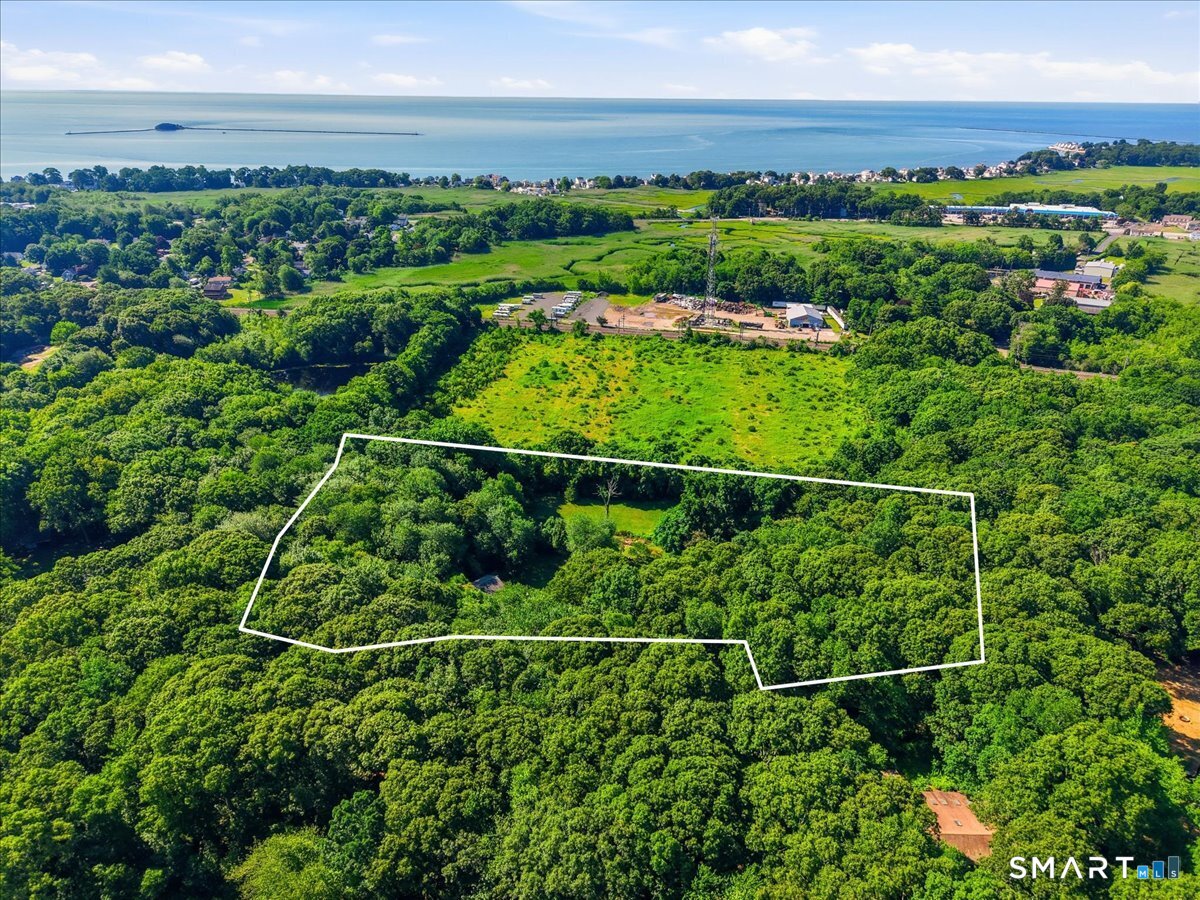 82 Old Post Road Clinton CT 06413