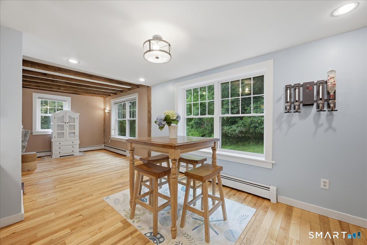 82 Old Post Road Clinton CT 06413