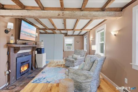 82 Old Post Road Clinton CT 06413