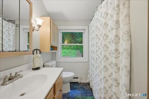 82 Old Post Road Clinton CT 06413