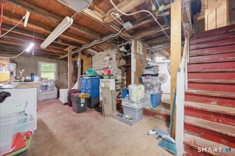 82 Old Post Road Clinton CT 06413