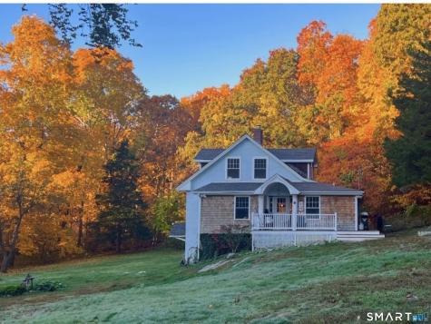 82 Old Post Road Clinton CT 06413