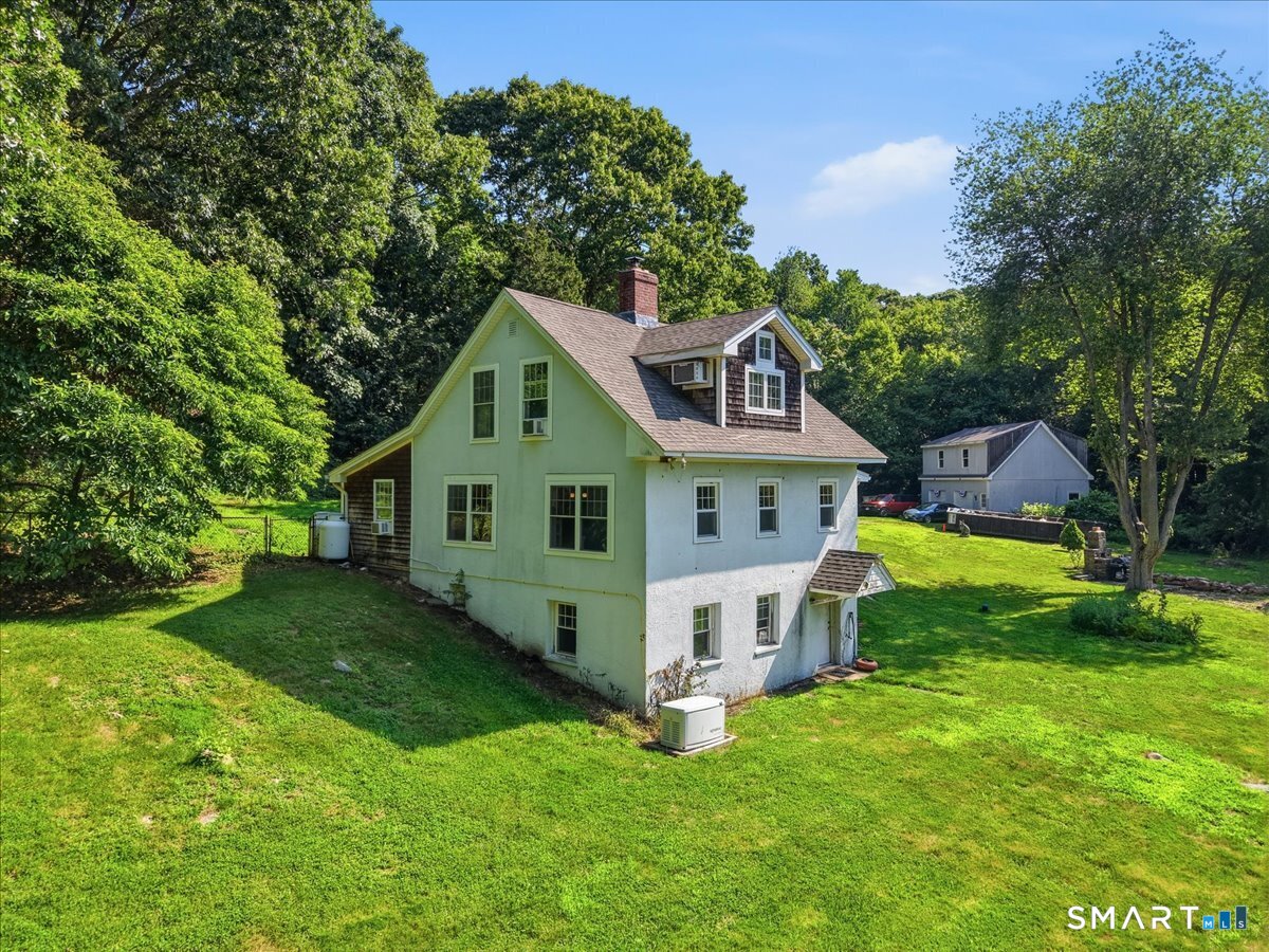 82 Old Post Road Clinton CT 06413