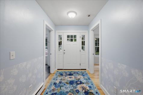 82 Old Post Road Clinton CT 06413