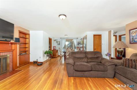 136 Pearl Lake Road Waterbury CT 06706