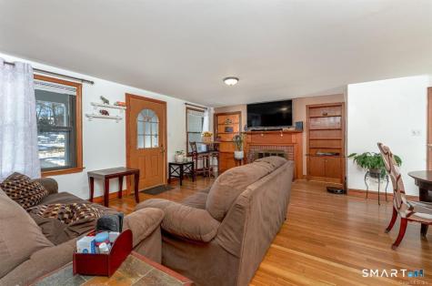136 Pearl Lake Road Waterbury CT 06706