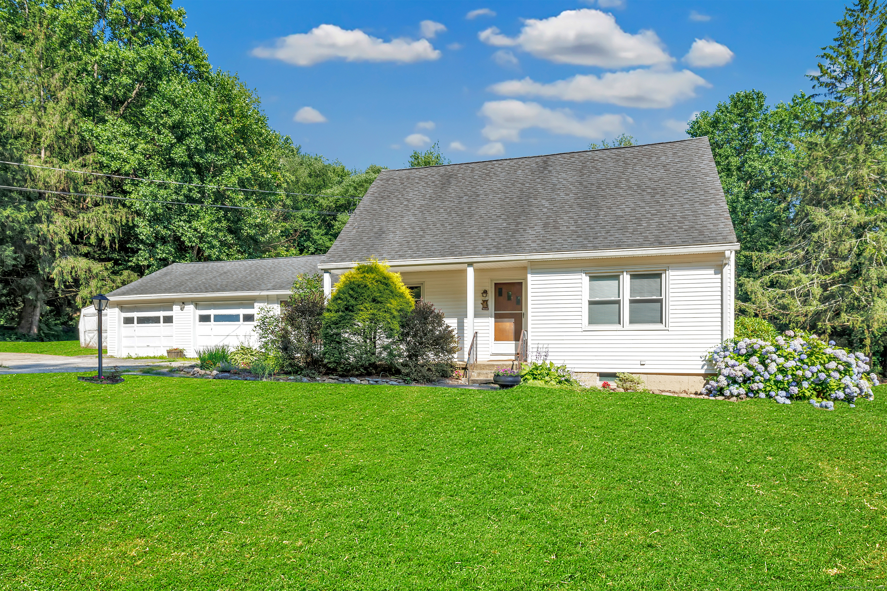 254 Thompson Street Shelton CT 06484