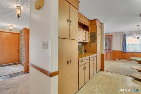 282 Parker Avenue Meriden CT 06450