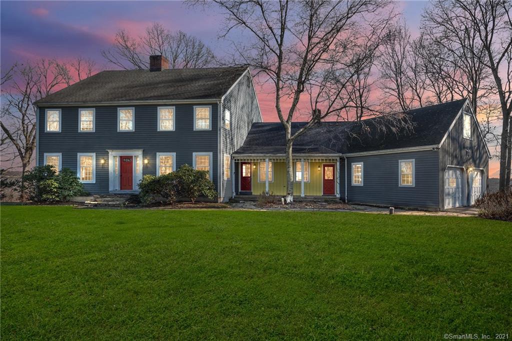 18 White Gate Road Oxford CT 06478