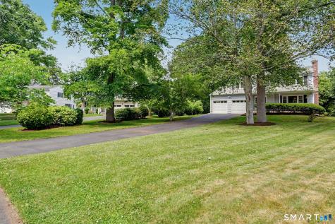 29 Coachlamp Lane Darien CT 06820