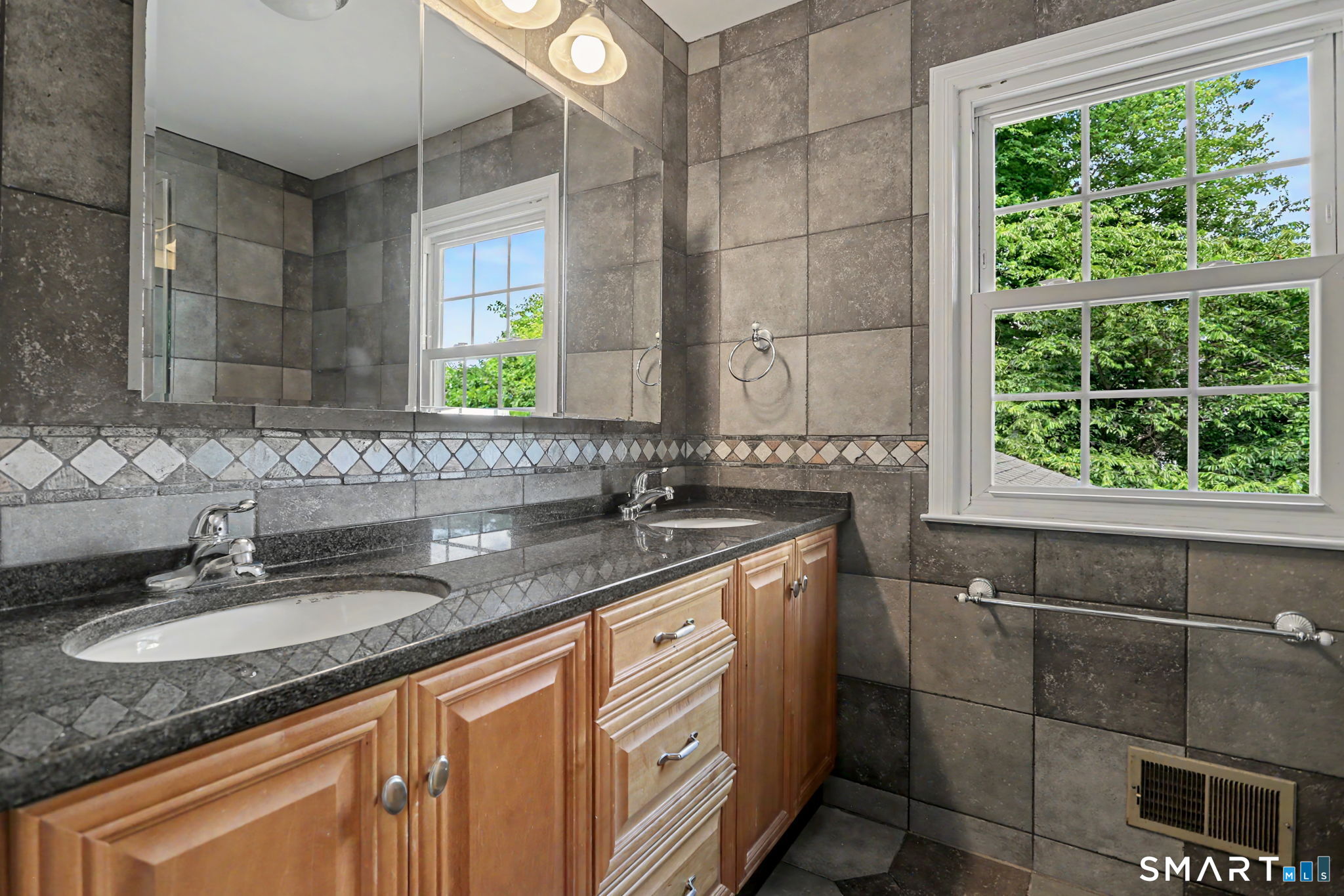 29 Coachlamp Lane Darien CT 06820