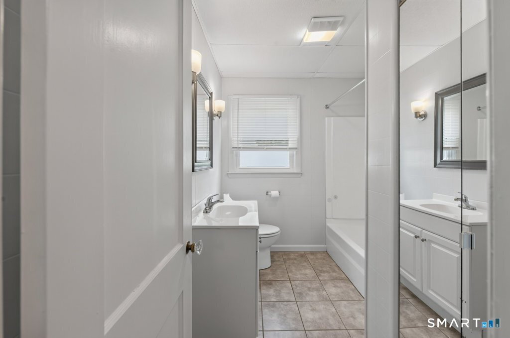 14 Homesdale Avenue Southington CT 06489