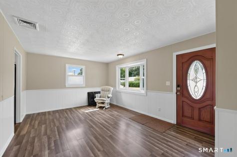 14 Homesdale Avenue Southington CT 06489