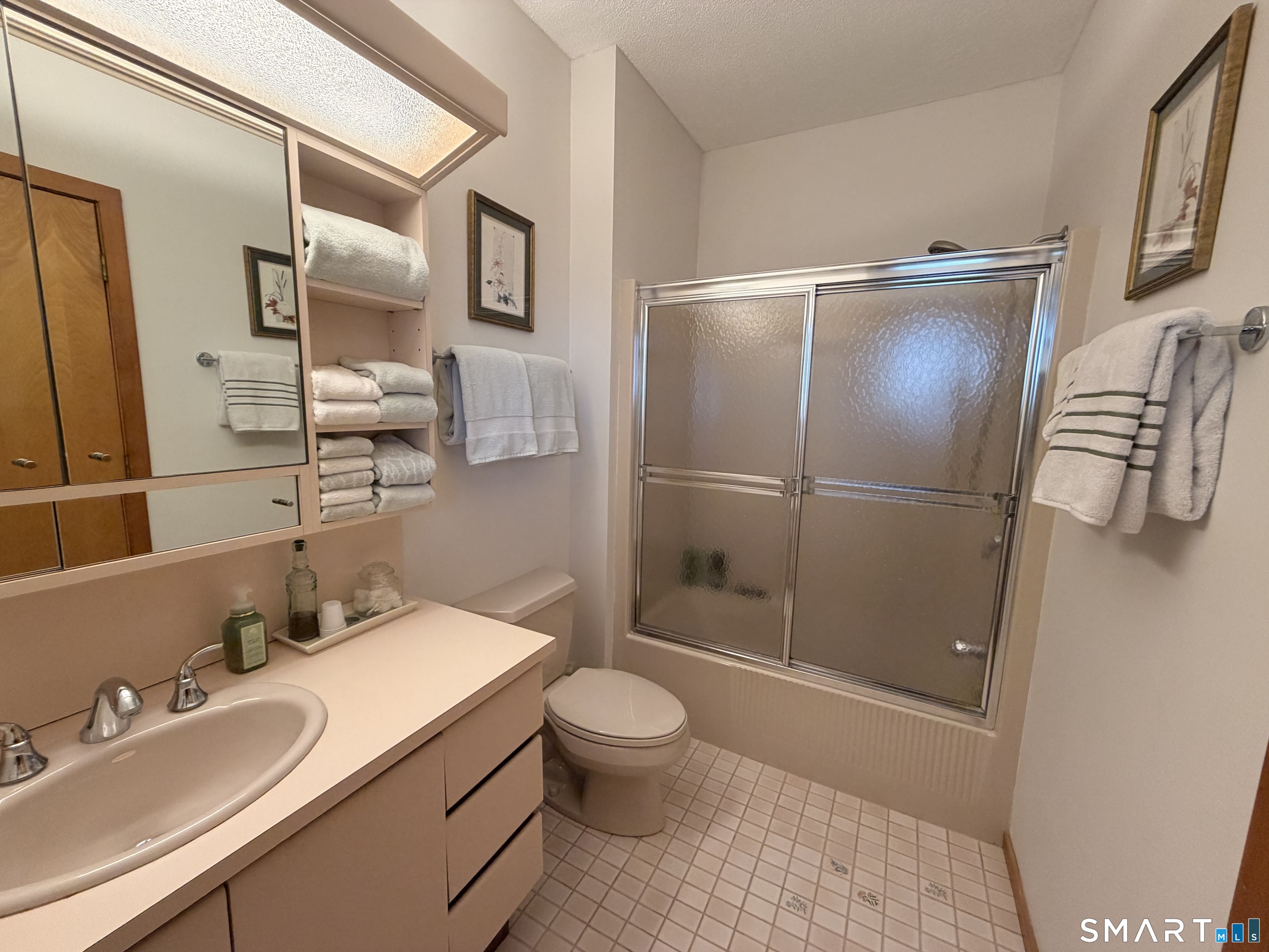86 Washburn Road Canton CT 06019