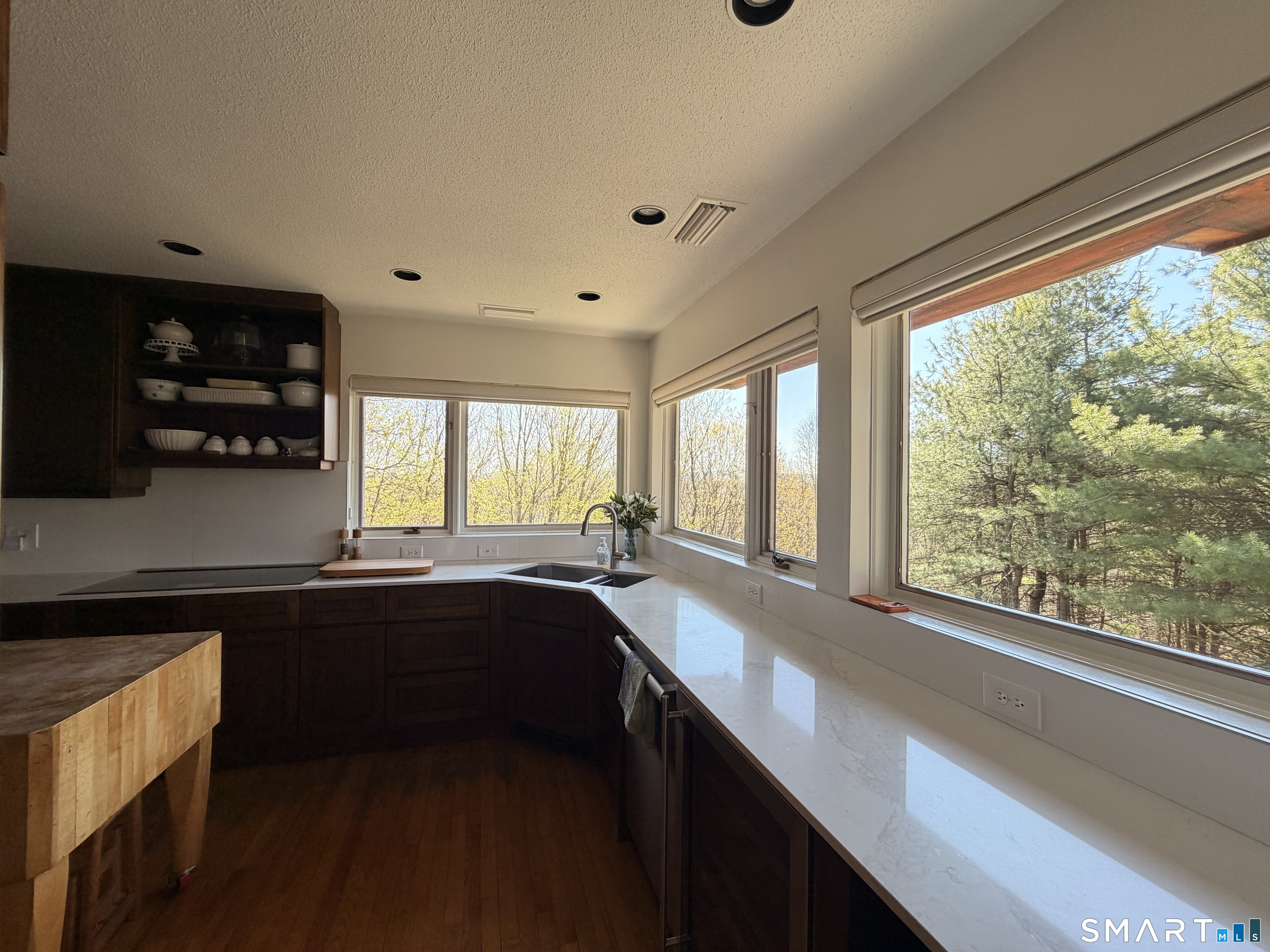 86 Washburn Road Canton CT 06019