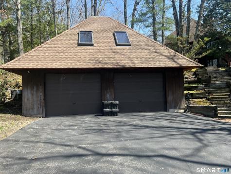 86 Washburn Road Canton CT 06019