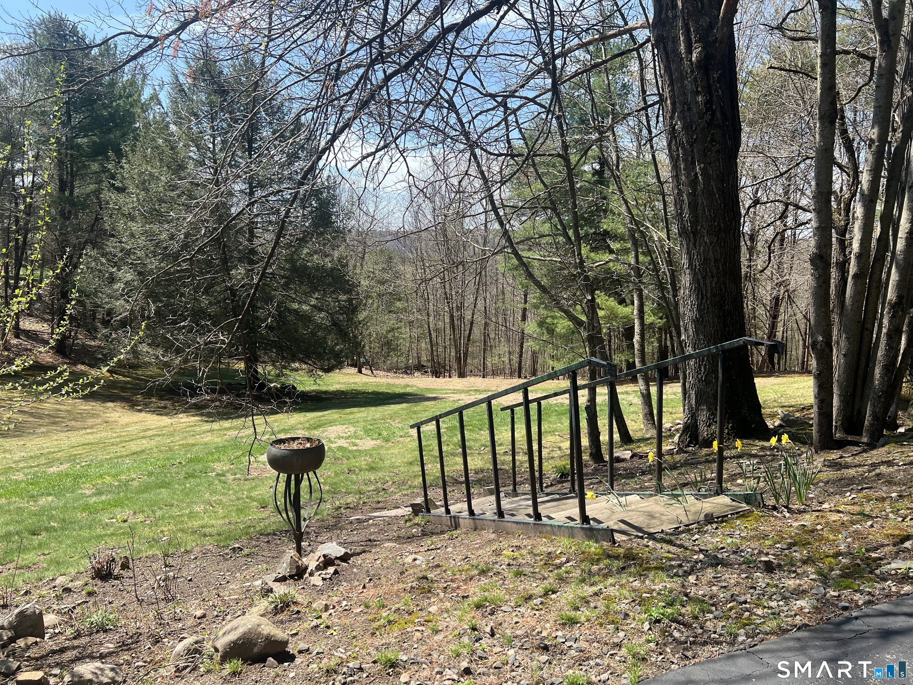 86 Washburn Road Canton CT 06019