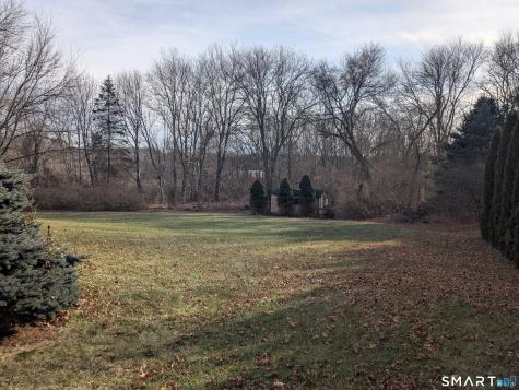 14 Hansen Farm Road North Haven CT 06473