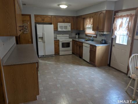 14 Hansen Farm Road North Haven CT 06473