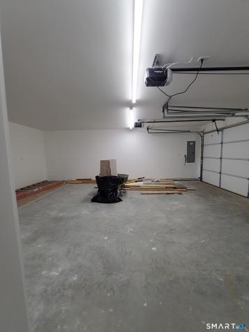 16 Kingsley Court Waterbury CT 06704